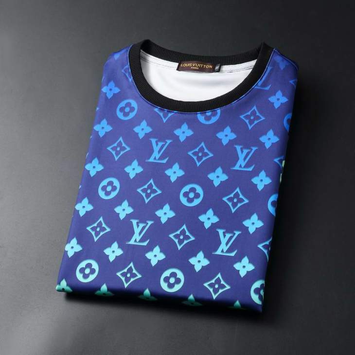 Picture of LV Sweatshirt _SKULVM-3XL25tn5933769